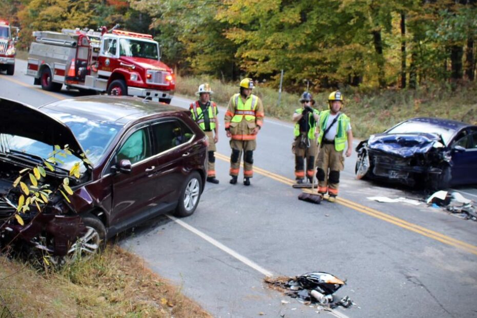 SUNAPEE –– A two-car accident on Muzzey Hill prompted a response from the Sunapee Fire Department, Sunapee Police, and New London Hospital EMS on Thursday afternoon. At 1:13 p.m., emergency responders received a call about the accident which resulted in injuries for four individuals. All patients required transportation to the hospital via ambulance, according to